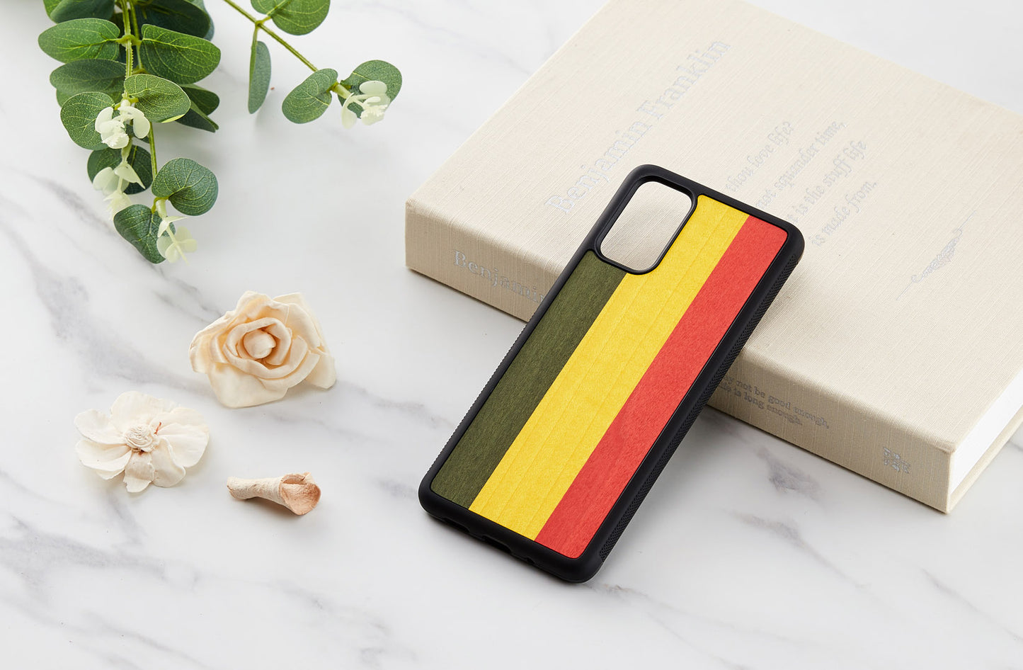 Wooden cover Galaxy S20+ reggae black, MAN&amp;WOOD