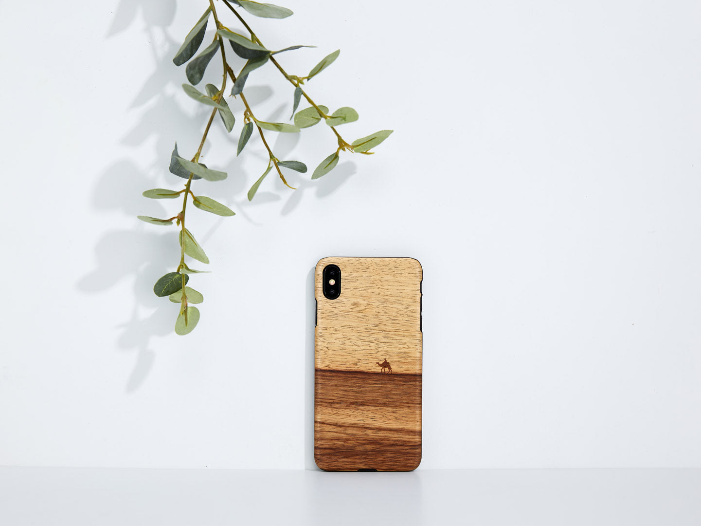 iPhone XS Max natural wood cover terra black, MAN&amp;WOOD