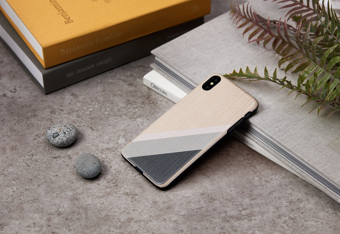 Smartphone cover iPhone XS Max gray-black from MAN&amp;WOOD