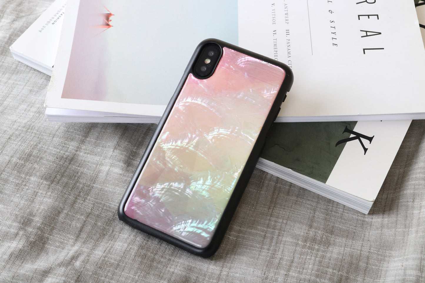 Smartphone cover for iPhone XS/S, black, with floral pattern