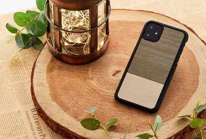 Smartphone cover for iPhone 11, natural wood, MAN&amp;WOOD