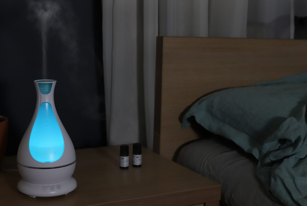 Essential oil diffuser with LED lights MiniMu 400ml White