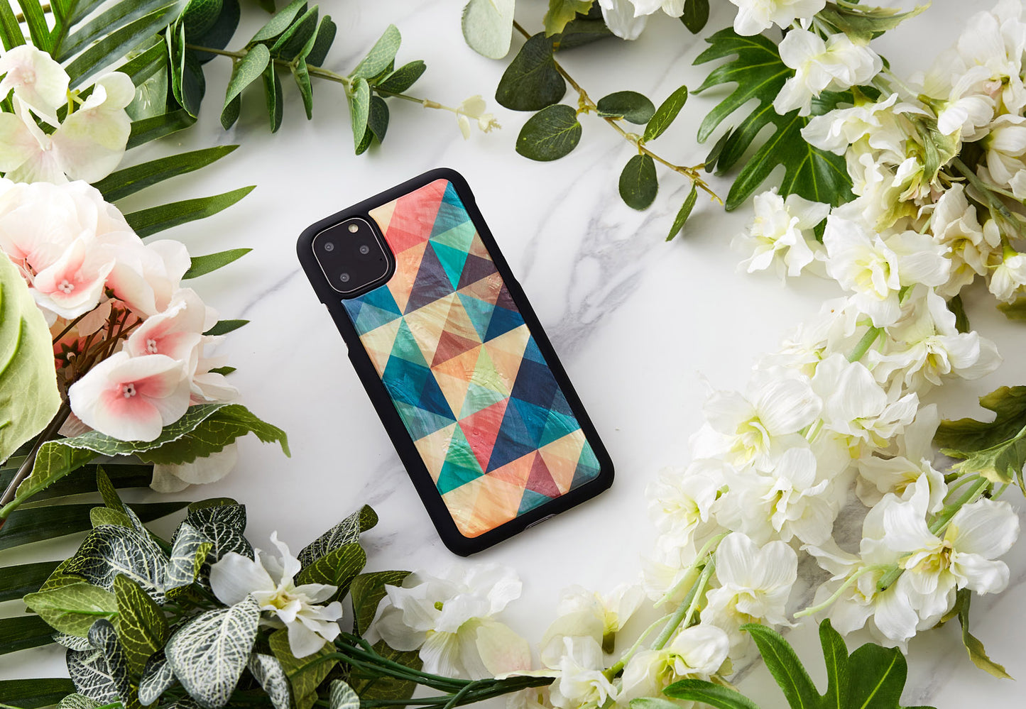 iPhone 11 Pro Max cover, mother of pearl, mosaic black, iKins