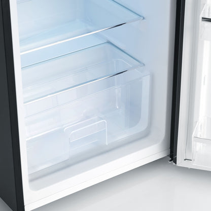 Freestanding black refrigerator with freezer, Severin RKS 8832