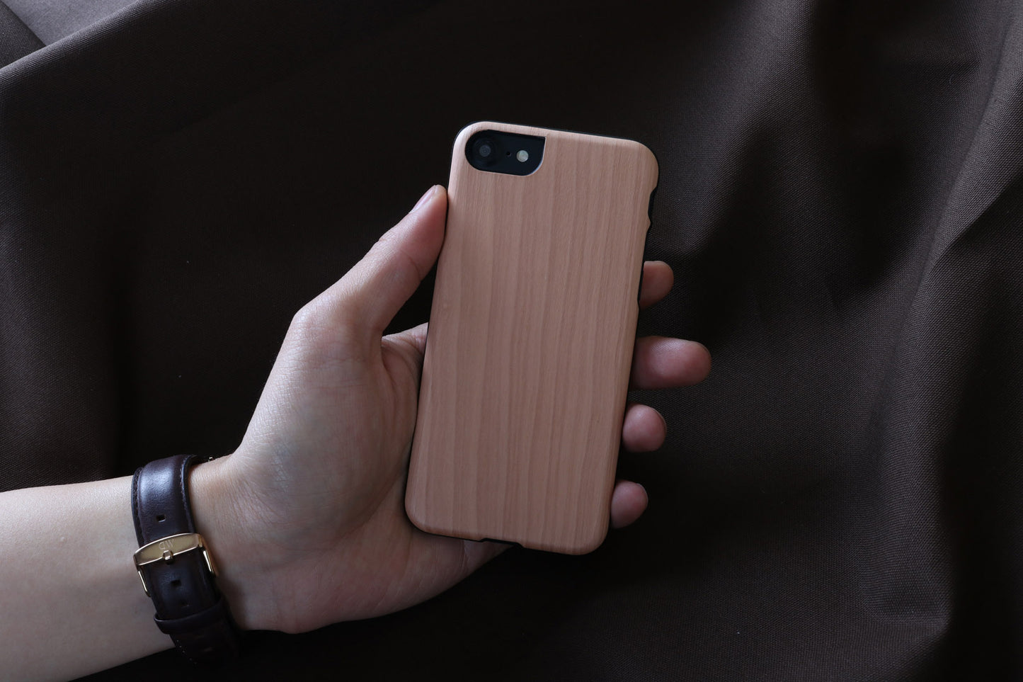 iPhone 7/8 SE (2020) wooden and polycarbonate cover - MAN&amp;WOOD ampero black