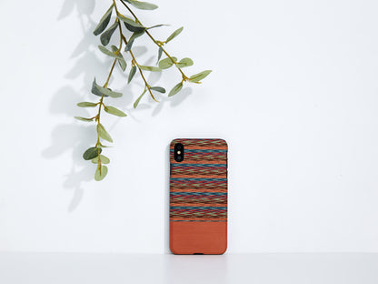 Smartphone cover in natural wood design for iPhone X/XS MAN&amp;WOOD