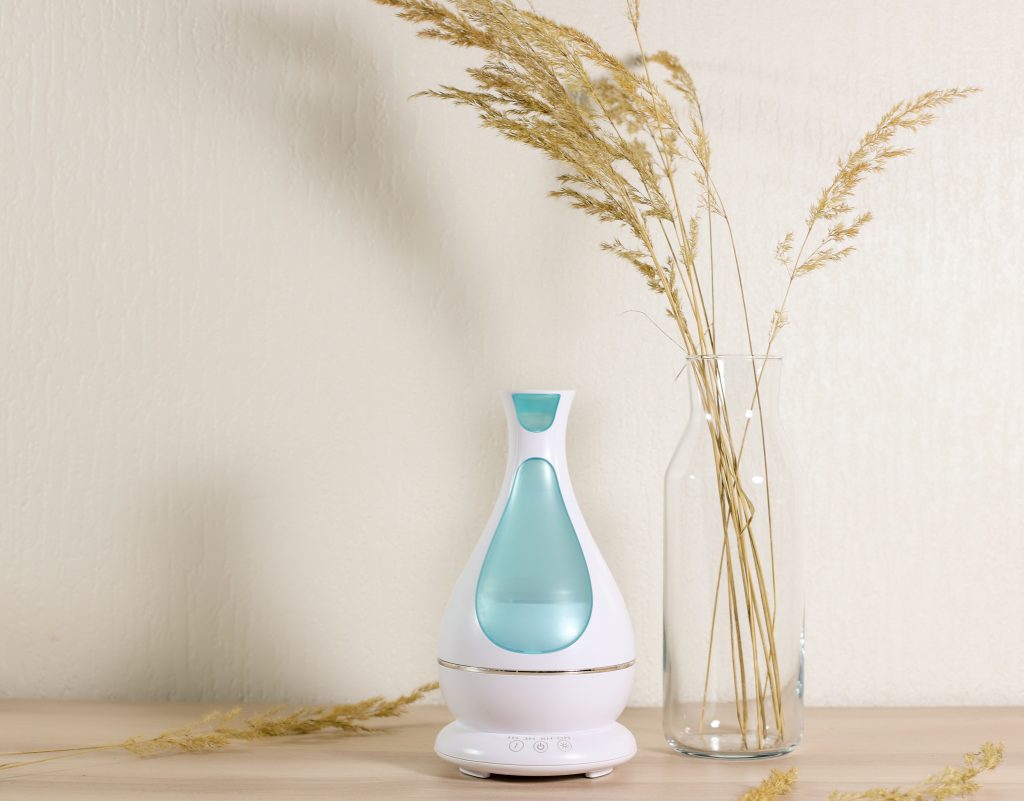 Essential oil diffuser with LED lights MiniMu 400ml White