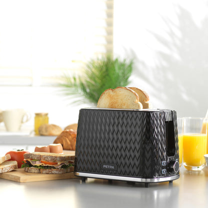 Toaster 2 šķēles Petra Chevron PT3860BLKVDEEU10