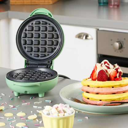 Mini Waffle Pan, Sweet and Salty, Green, Petra PT4214GRNVDEEU7