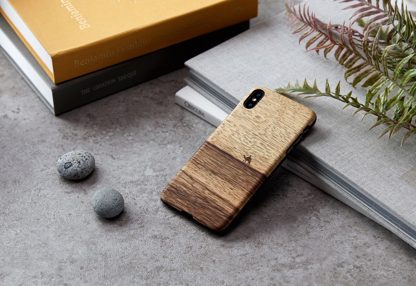 iPhone XS Max natural wood cover terra black, MAN&amp;WOOD