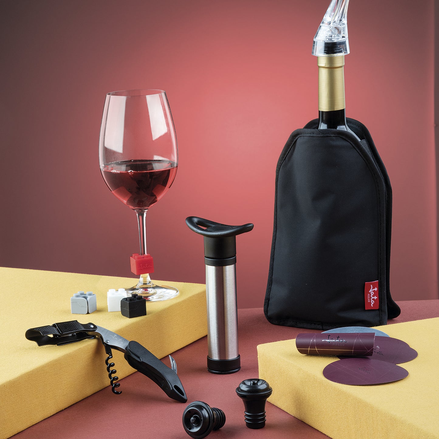 Wine Accessories Set with Vacuum Pump and Corkscrew Jata HVIN2323