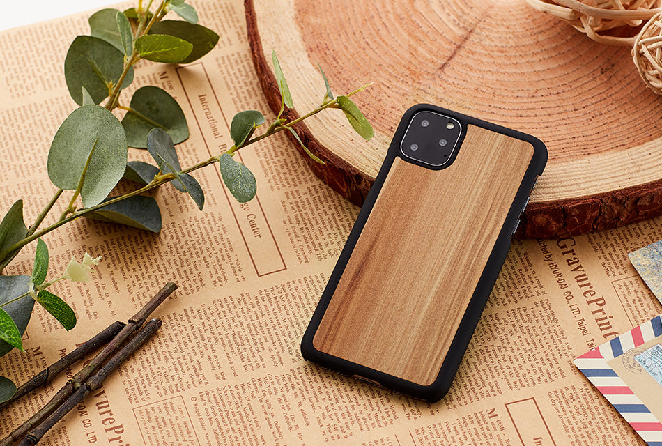 iPhone 11 Pro cover made of natural wood, MAN&amp;WOOD