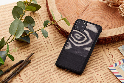 iPhone 11 Pro natural wood cover, MAN&amp;WOOD Leopard Black