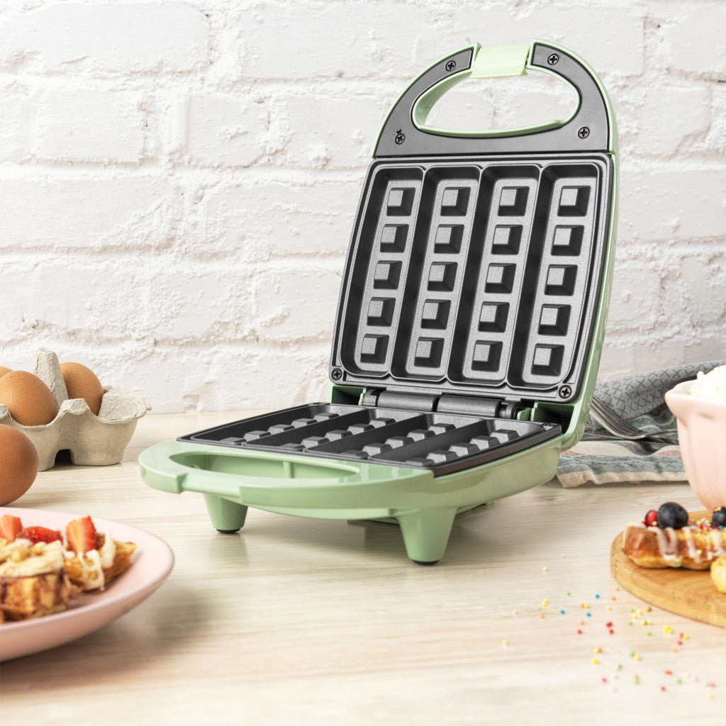 Waffle maker with non-stick coating, Petra PT5419NGRVDE, Green