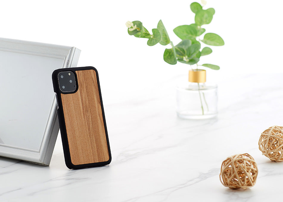 iPhone 11 Pro cover made of natural wood, MAN&amp;WOOD