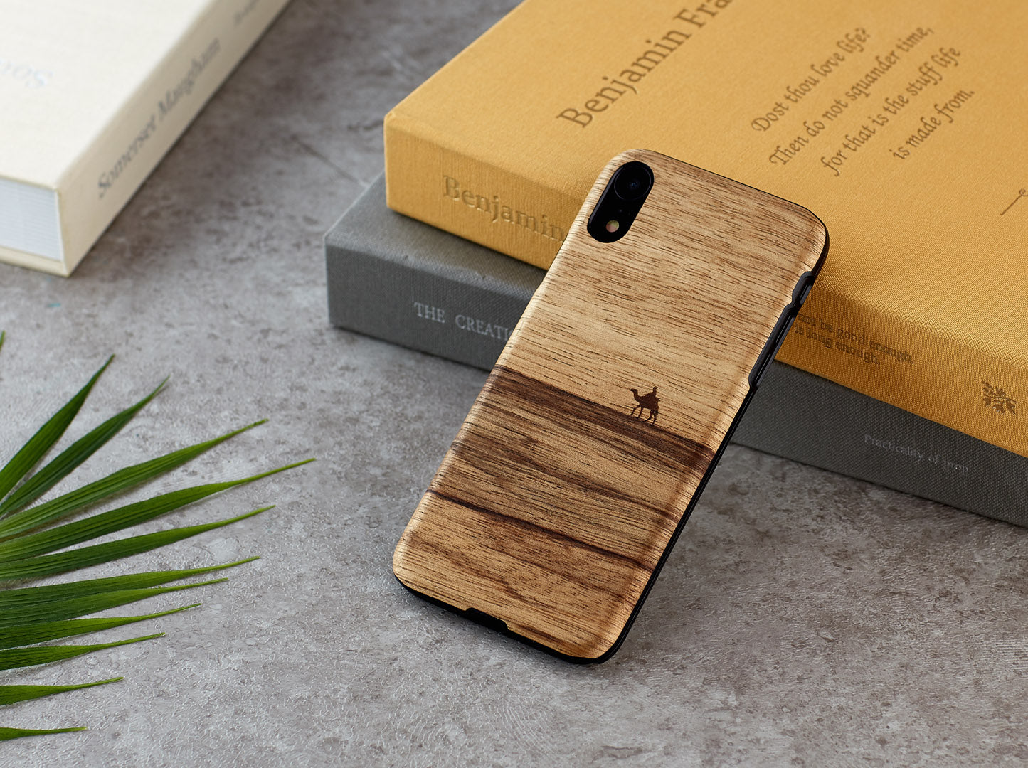 iPhone XR aizsargvāciņš no dabīga koka – MAN&WOOD