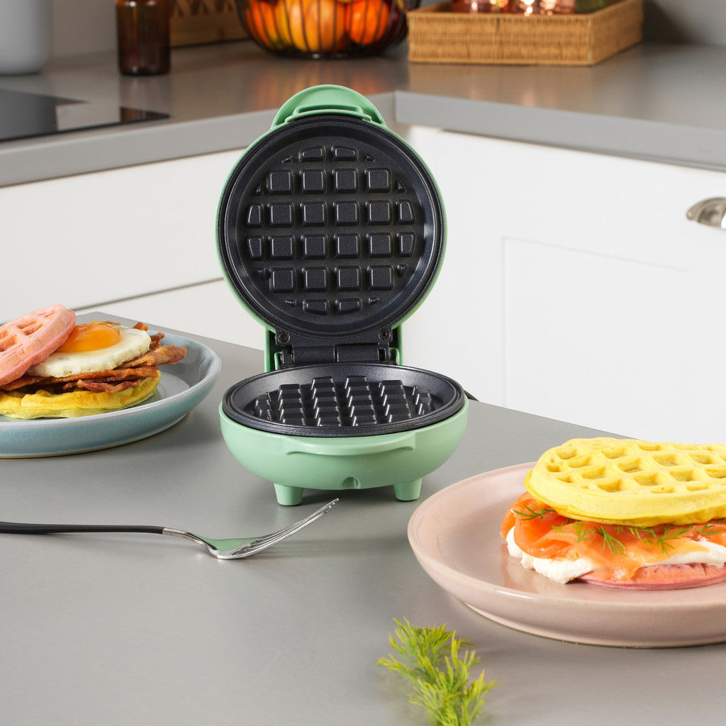 Mini Waffle Pan, Sweet and Salty, Green, Petra PT4214GRNVDEEU7