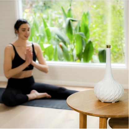 Ultrasonic aroma diffuser with fine mist Ellia Harmony ARM-508WT