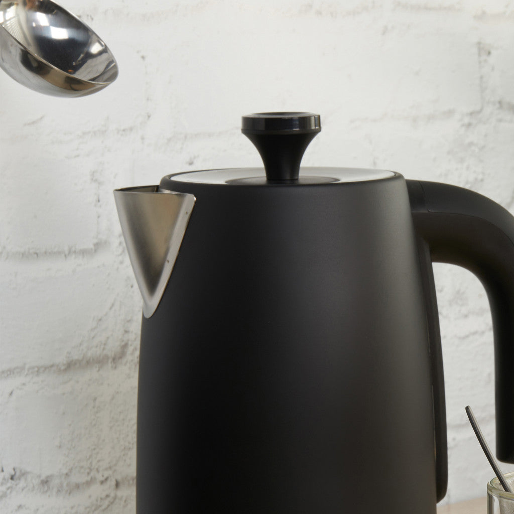 Petra PT5632MBLKVDE 3KW Kettle matte black