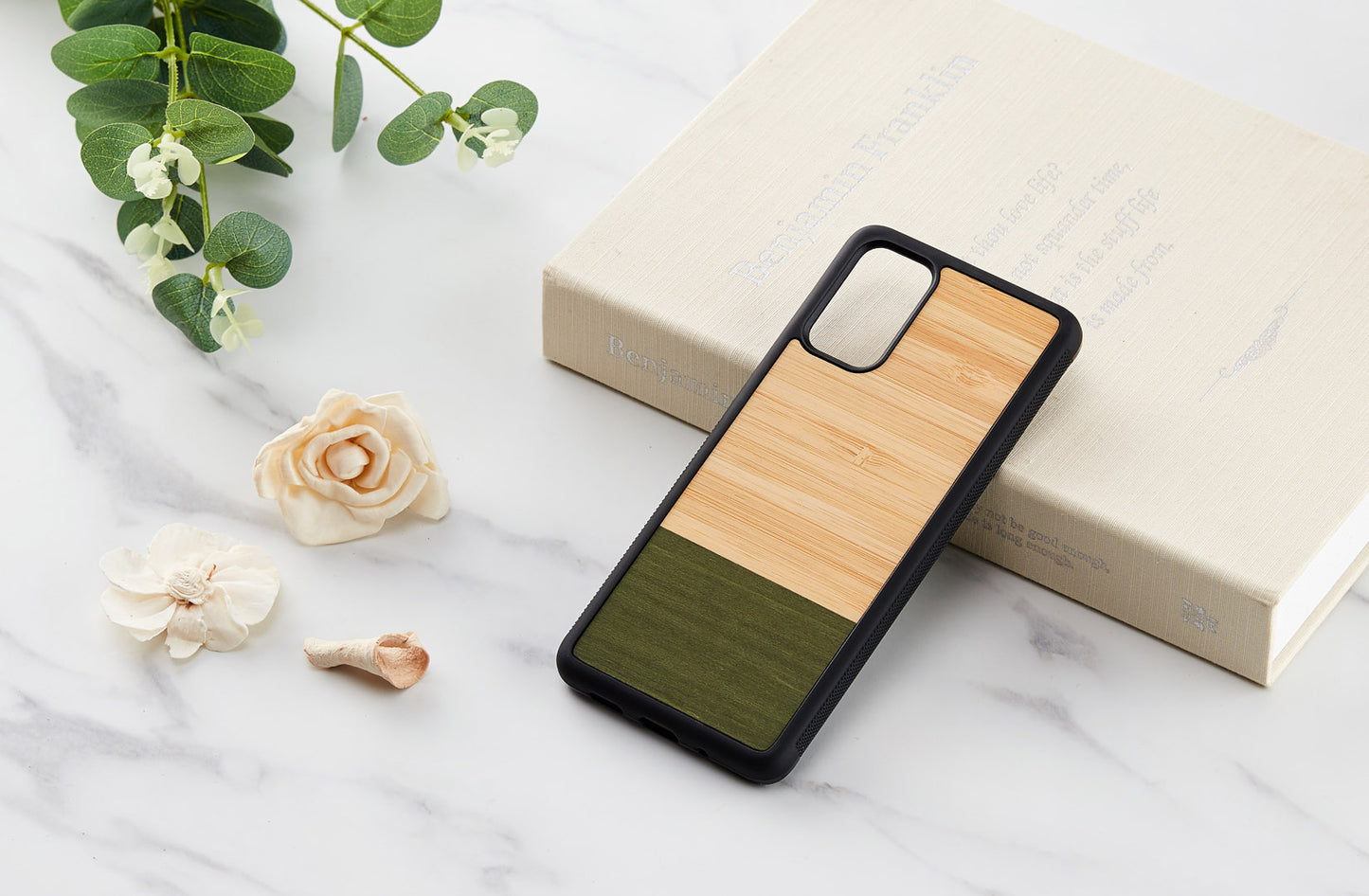 Samsung Galaxy S20+ cover made of bamboo and polycarbonate - MAN&amp;WOOD