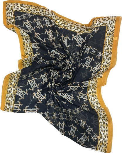 Circular scarf with silk and cotton, China