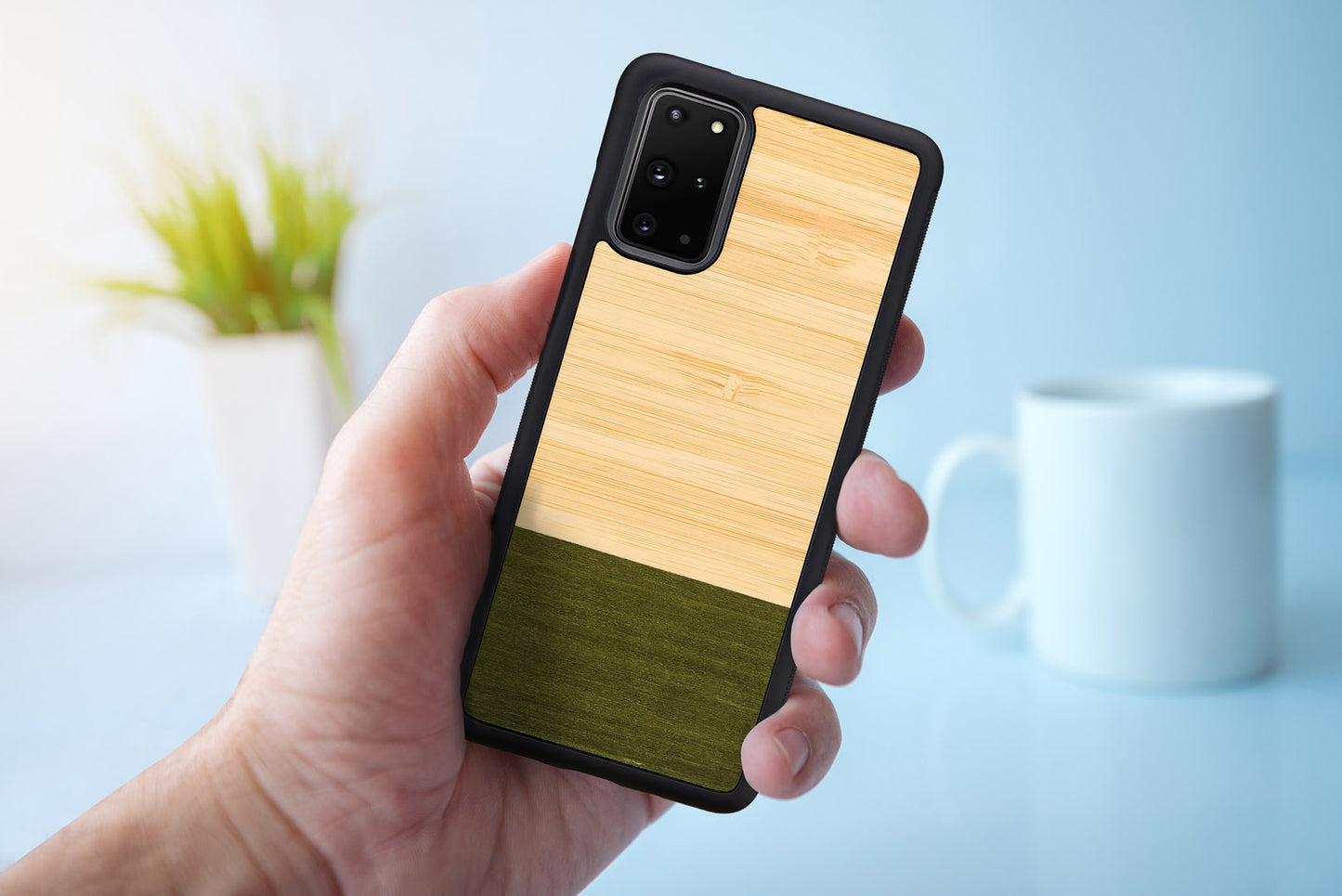 Samsung Galaxy S20+ cover made of bamboo and polycarbonate - MAN&amp;WOOD