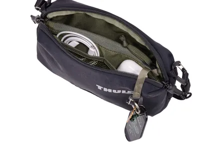 Plecu soma 2L - Melna Thule Paramount 5005