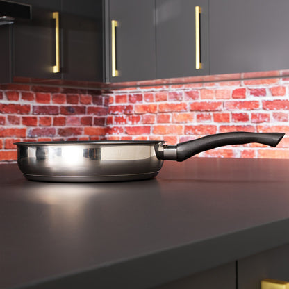 Stainless steel pan 24cm with non-stick coating - Russell Hobbs