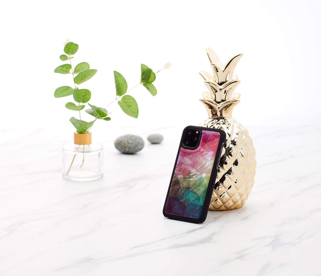 Smartphone case in water flower design for iPhone 11 Pro